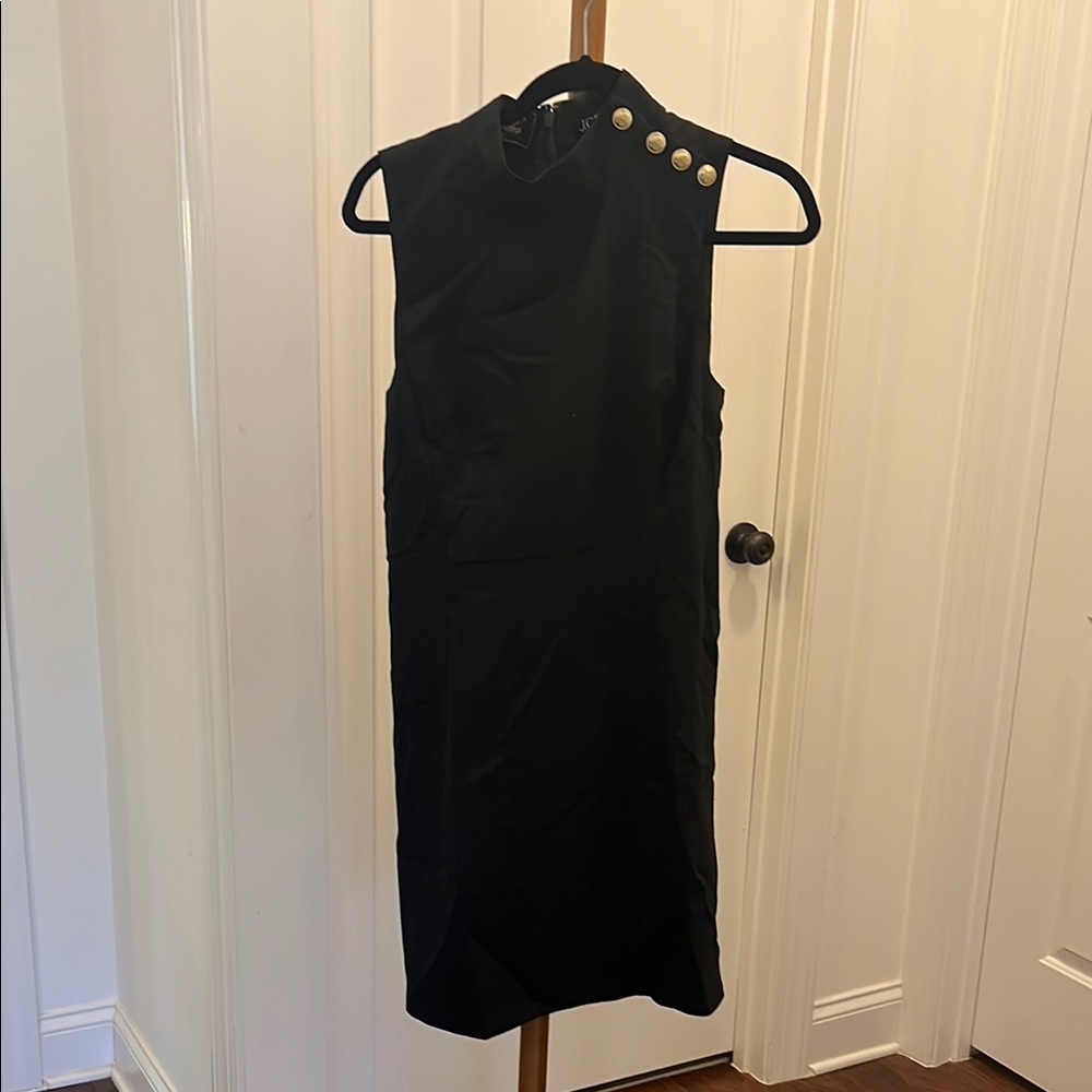 Elegant Black Sleeveless Dress